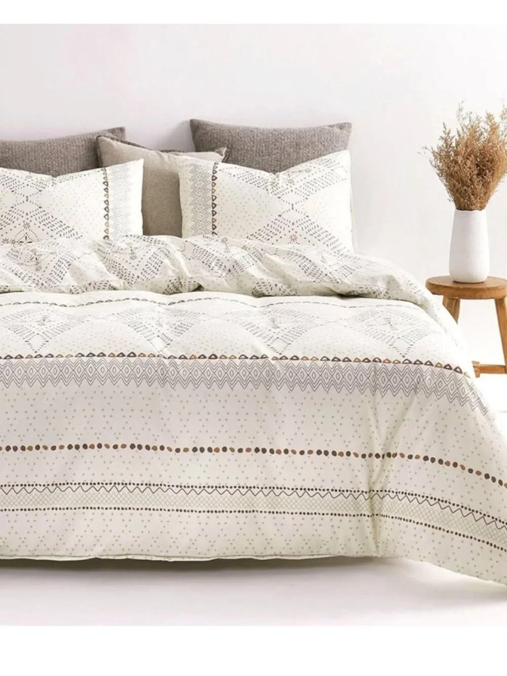 Wake in cloud comforter